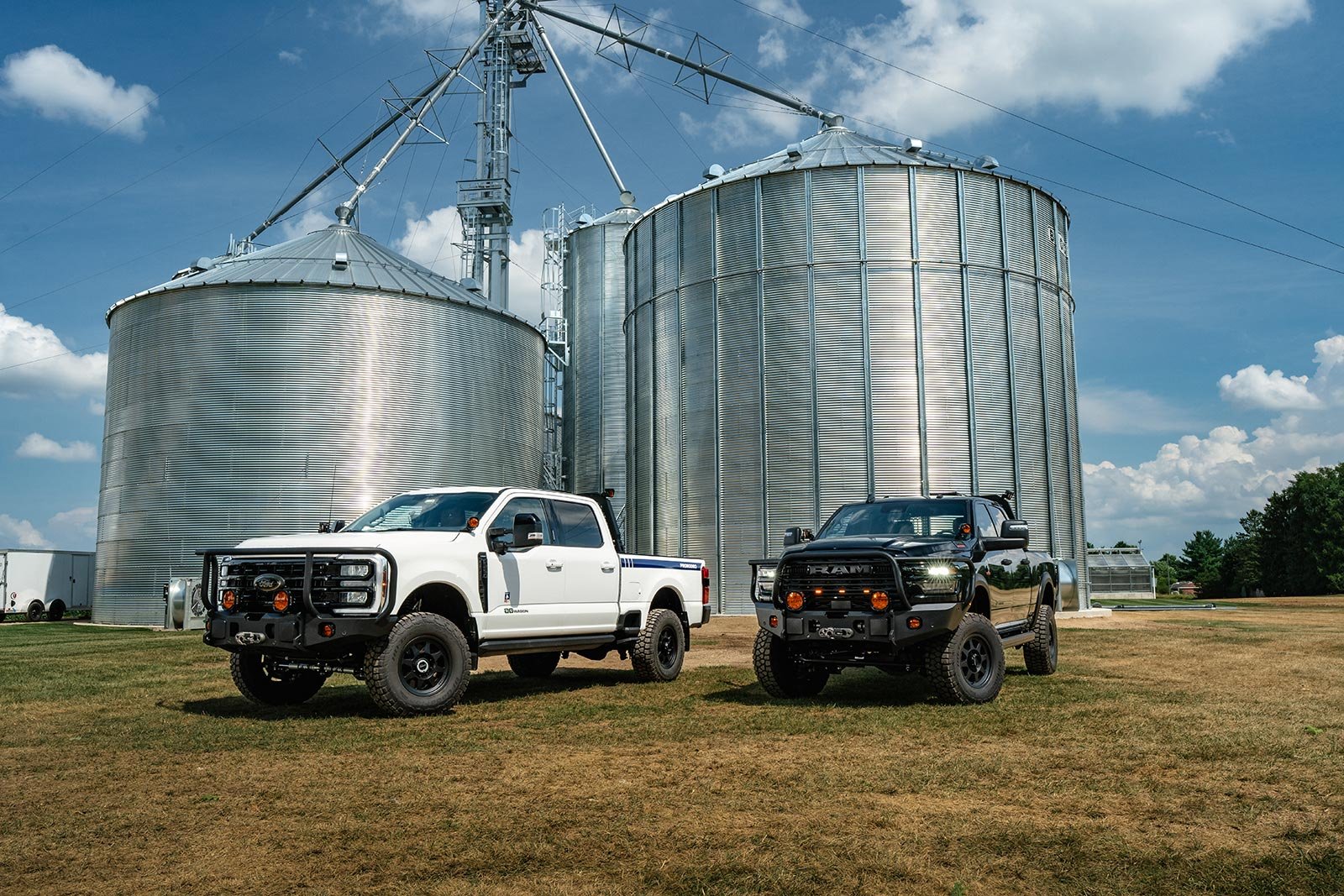 001-AGwagon-081125-Ford-Ram