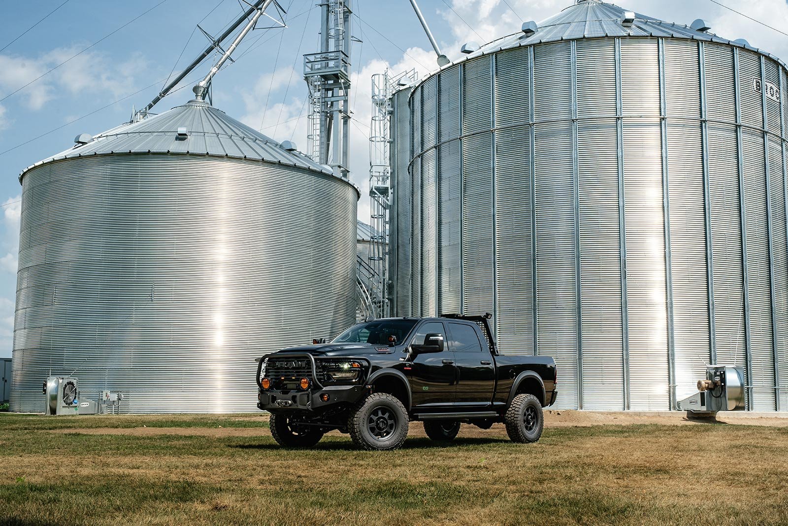 002-AGwagon-081125-Ram