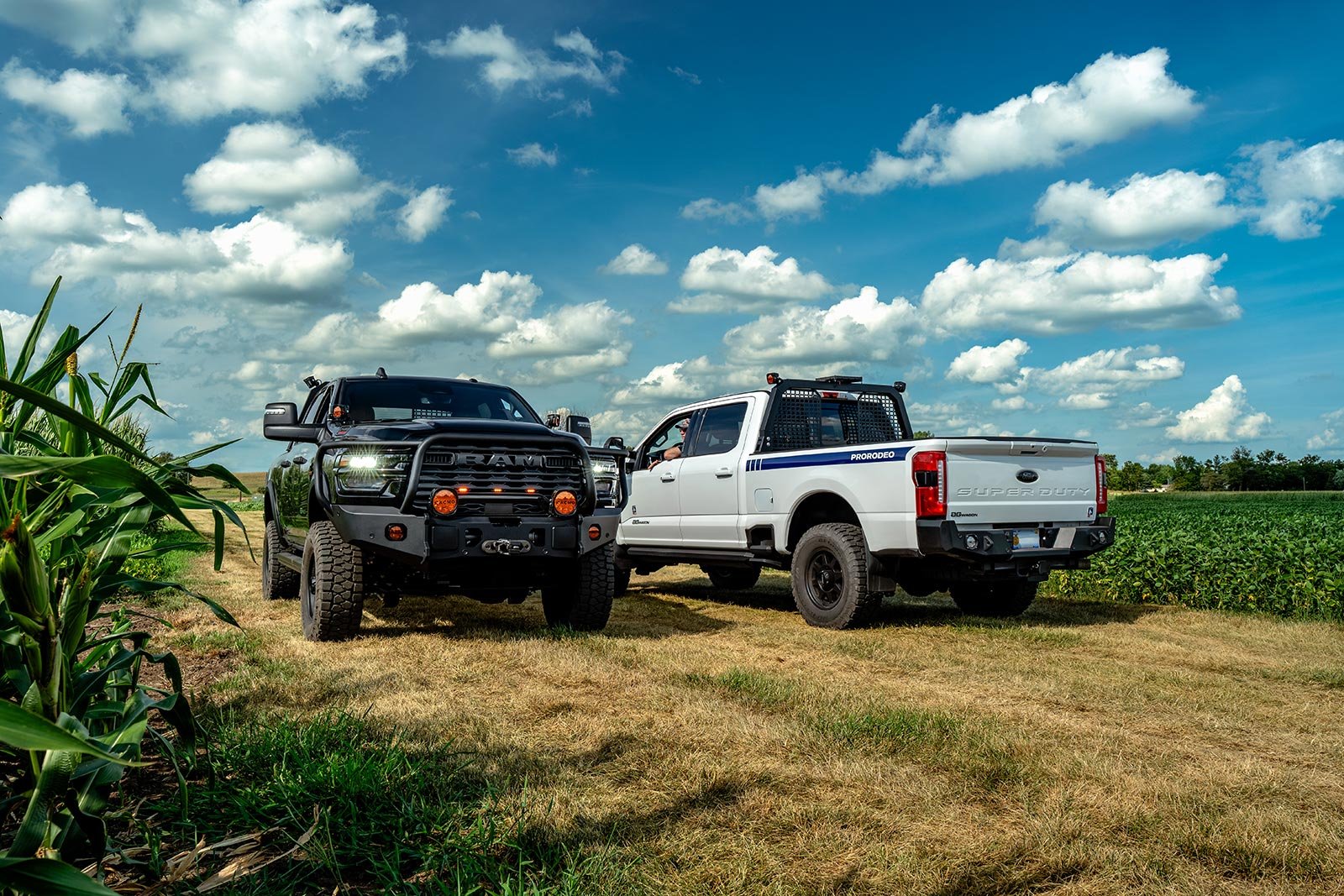 208-AGwagon-081125-1-Ford-Ram