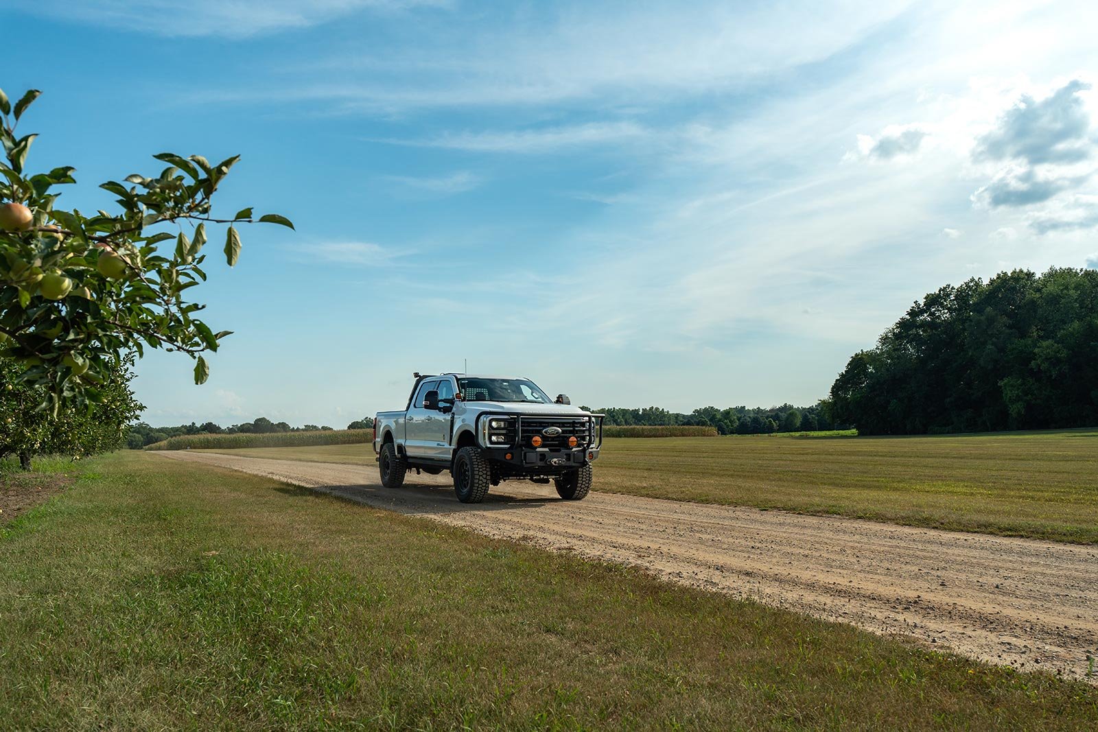 240-AGwagon-081125-Ford