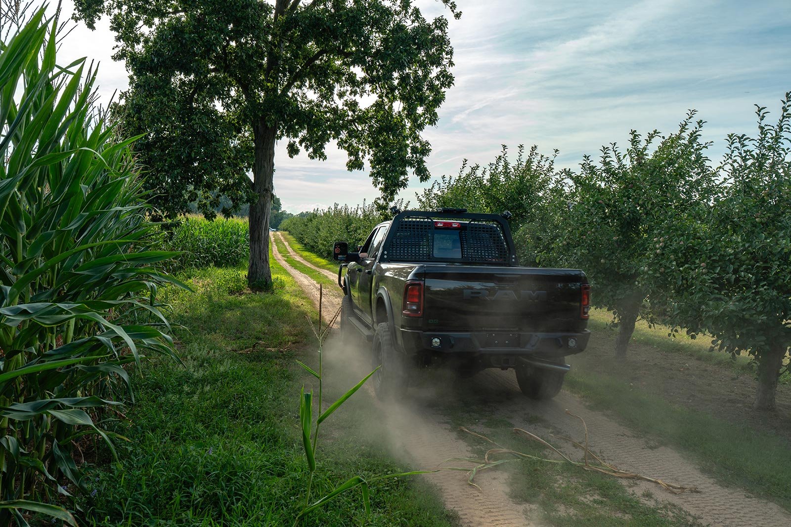 278-AGwagon-081125-Ram